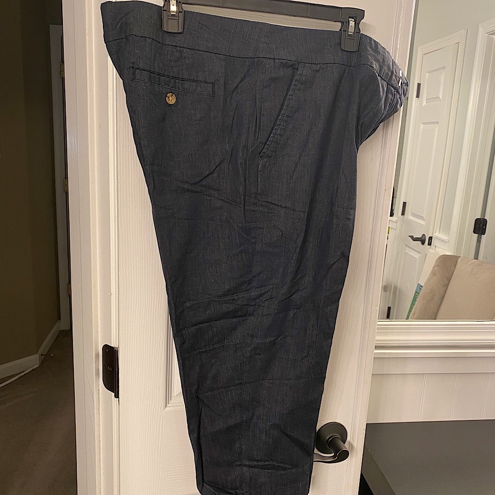 Motto dark cropped jean. Size 16. LIKE NEW.